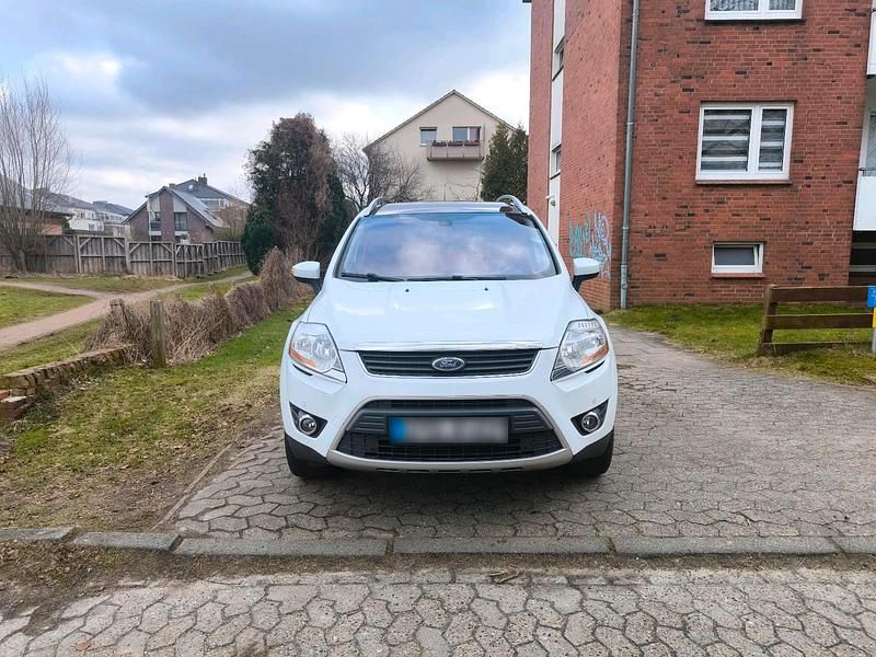 Gebraucht Ford Kuga 140 PS (102 kW) 2011 Weiß SUV