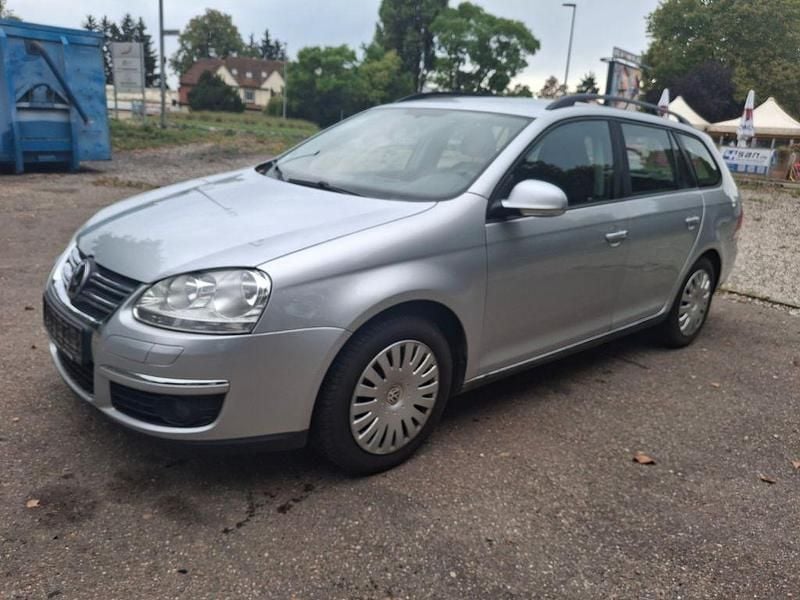 Silber Gebraucht 2007 VW Golf V Trendline Kombi | 1.600 € (Guter Preis) - Bild 1/4