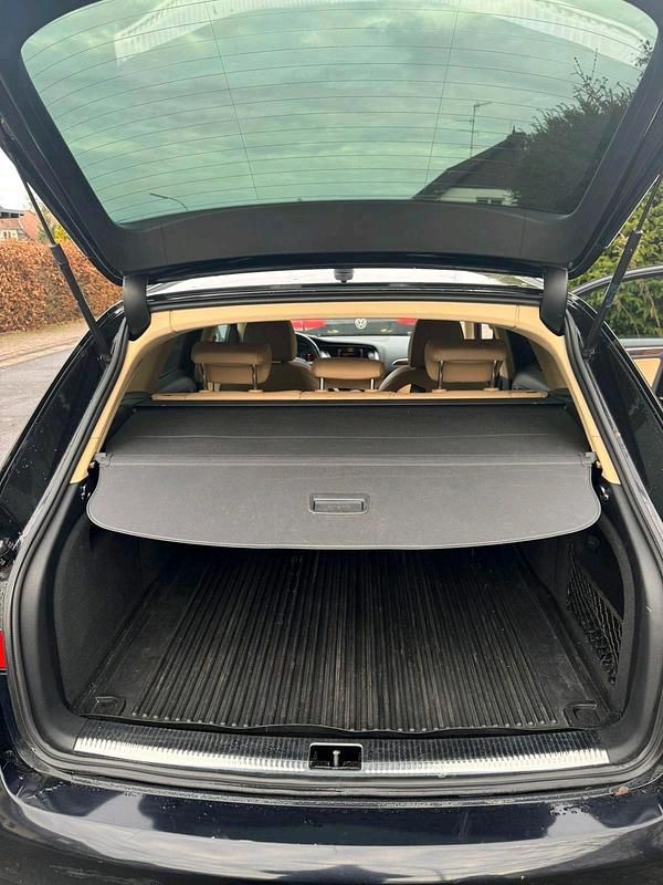 Gebraucht Audi A4 177 PS (130 kW) 2013 Schwarz Kombi