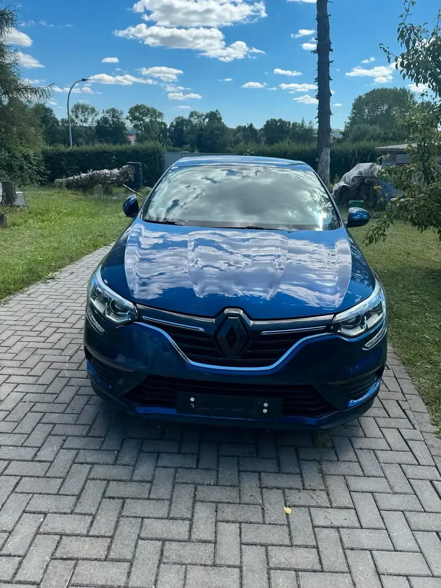 Gebraucht Renault Mégane GrandTour 101 PS (74 kW) 2018 Blau Kombi
