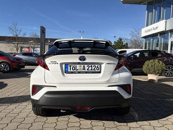 Gebraucht Toyota C-HR Basis 122 PS (89 kW) 2022 Schneeweiß SUV
