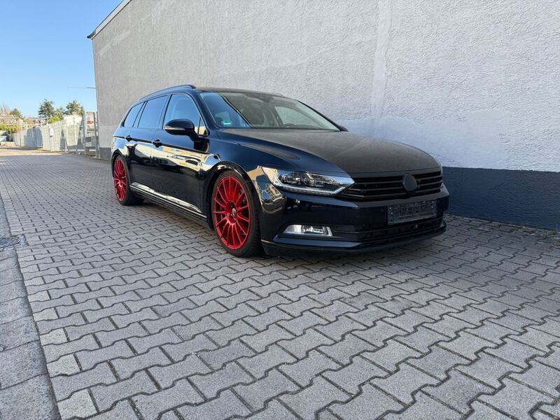 Schwarz Gebraucht 2019 VW Passat Highline Kombi | 15.460 € (Superpreis) - Bild 1/4