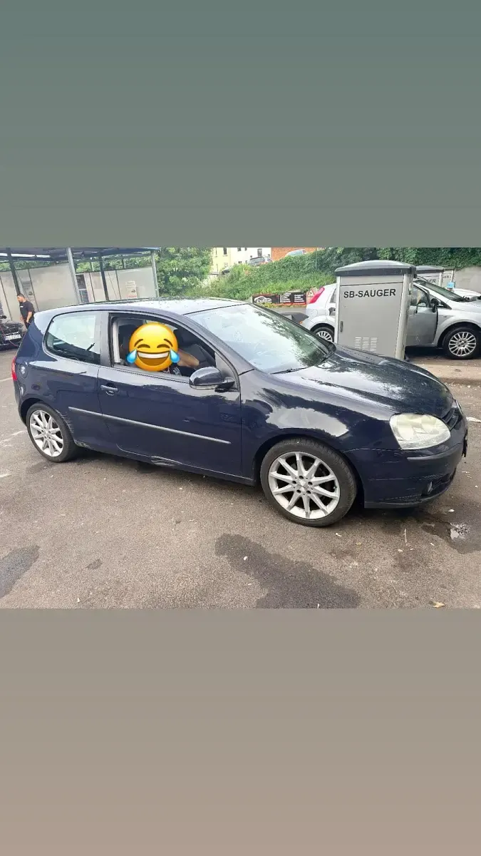 Gebraucht VW Golf V 104 PS (76 kW) 2004 Blau Kleinwagen