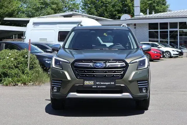 Gebraucht Subaru Forester Comfort 150 PS (110 kW) 2022 Autumn green SUV