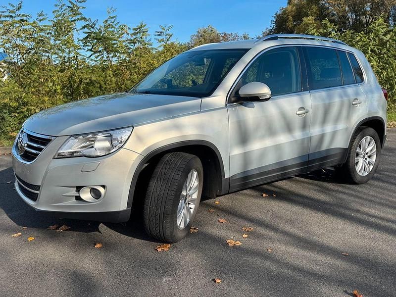 Silber Gebraucht 2008 VW Tiguan Sportline SUV | 6.800 € (Fairer Preis) - Bild 1/4