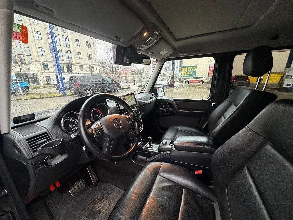Gebraucht Mercedes G350 211 PS (155 kW) 2012 Schwarz SUV