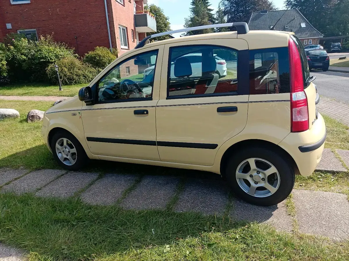 Gebraucht Fiat Panda 69 PS (50 kW) 2012 Gelb Kleinwagen