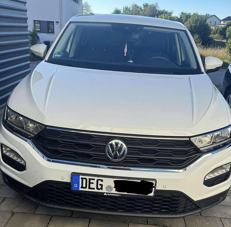 Weiß Gebraucht 2018 VW T-Roc Basis SUV | 18.000 € (Fairer Preis) - Bild 1/4