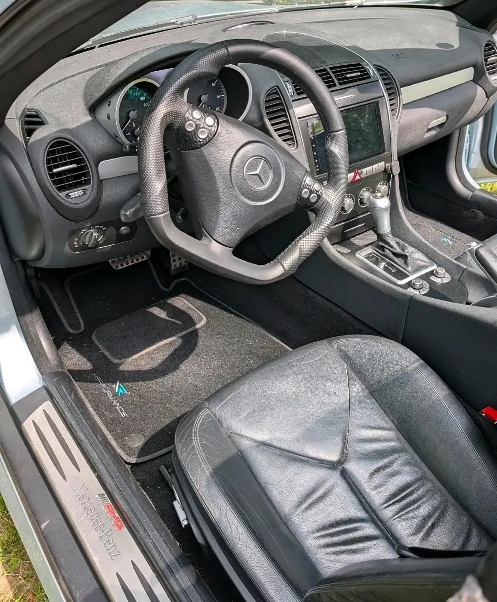Gebraucht Mercedes SLK350 AMG 279 PS (205 kW) 2004 Silber Cabrio