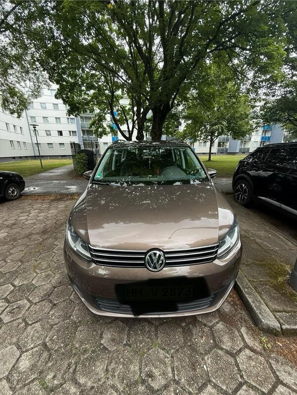 Braun Gebraucht 2012 VW Touran Van / Kleinbus | 7.000 € (Fairer Preis) - Bild 1/2