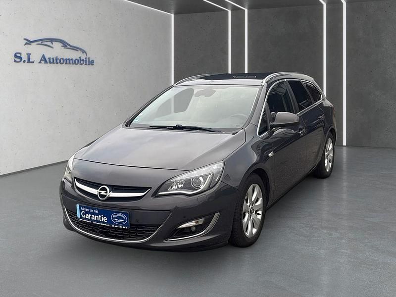 Gebraucht Opel Astra Innovation 131 PS (96 kW) 2013 Grau Kombi