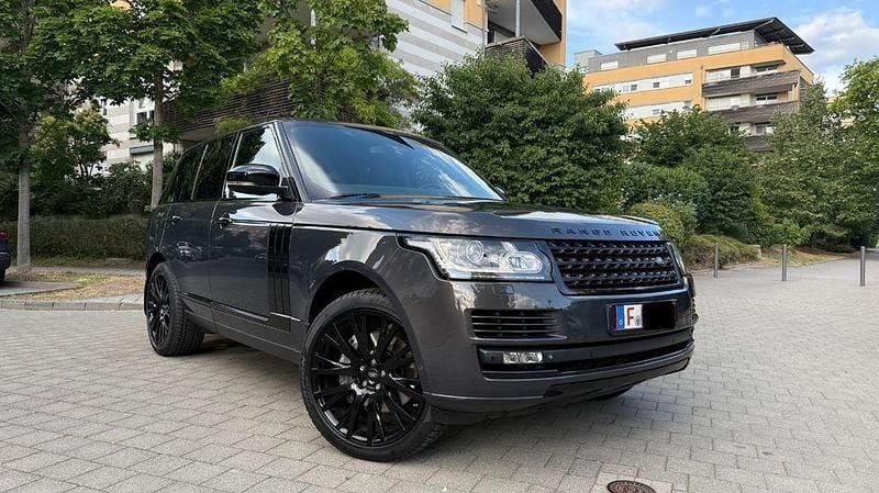 Gebraucht 2015 Land Rover Range Rover Vogue SUV | 24.990 € - Bild 1/4