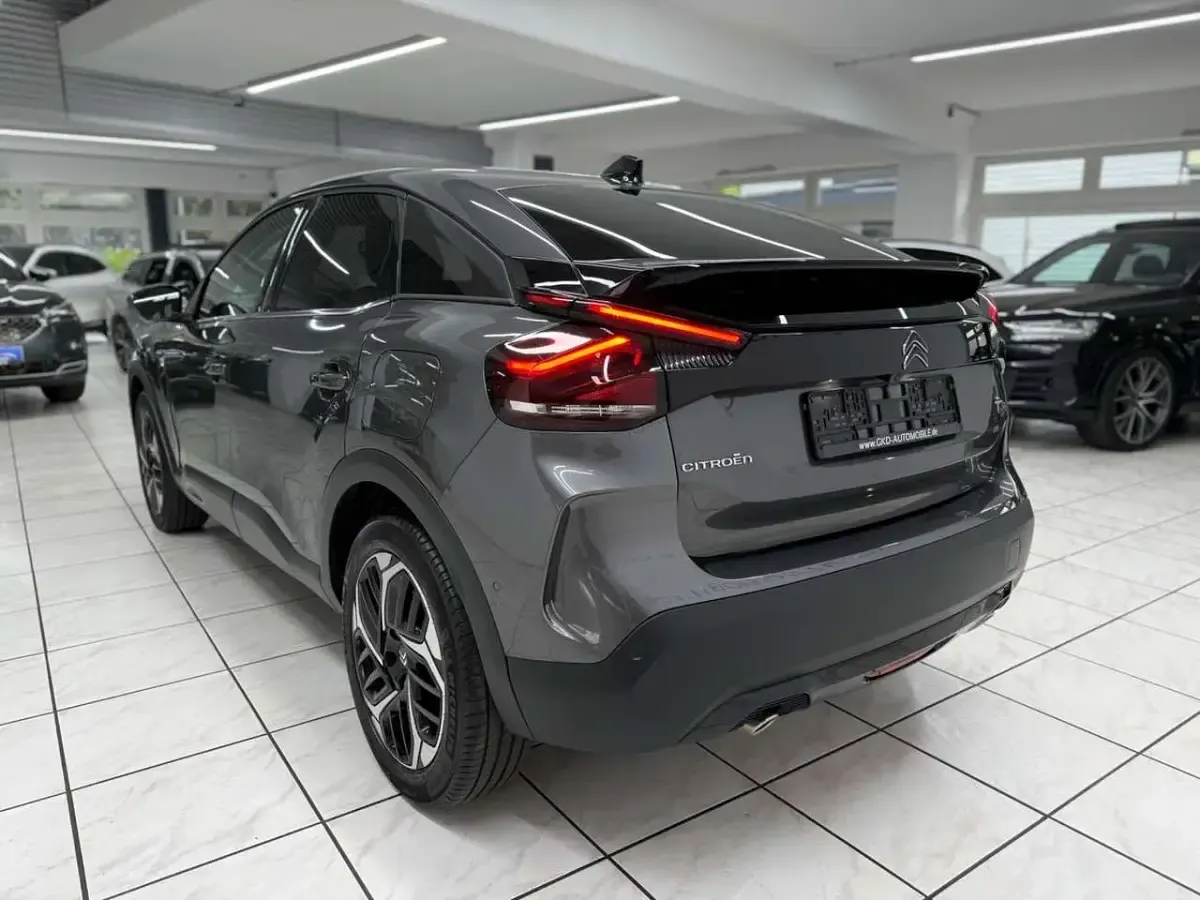 Gebraucht Citroën C4 131 PS (96 kW) 2023 Grau SUV