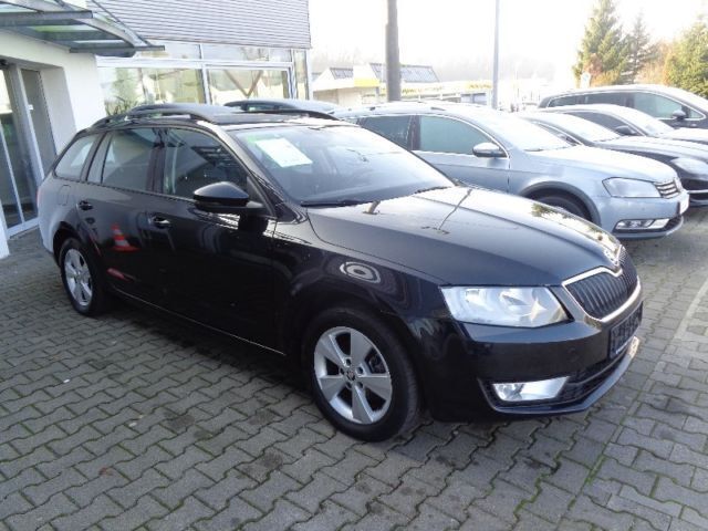 Gebraucht Skoda Octavia Elegance 150 PS (110 kW) 2013 Schwarz metallic Kombi