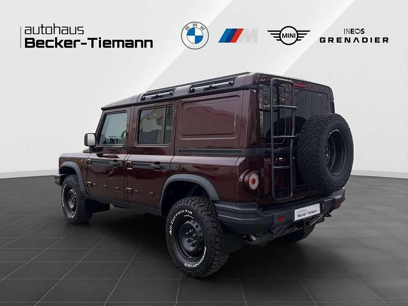 Neu Ineos Grenadier 249 PS (183 kW) 2026 Queens red Kombi