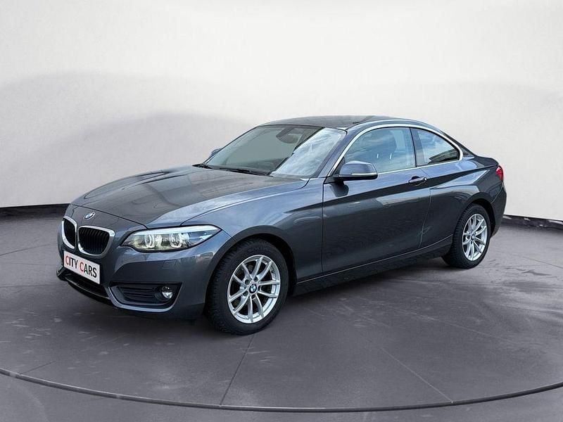 Grau Gebraucht 2019 BMW 218 Sport Line Coupé | 17.990 € (Guter Preis) - Bild 1/4