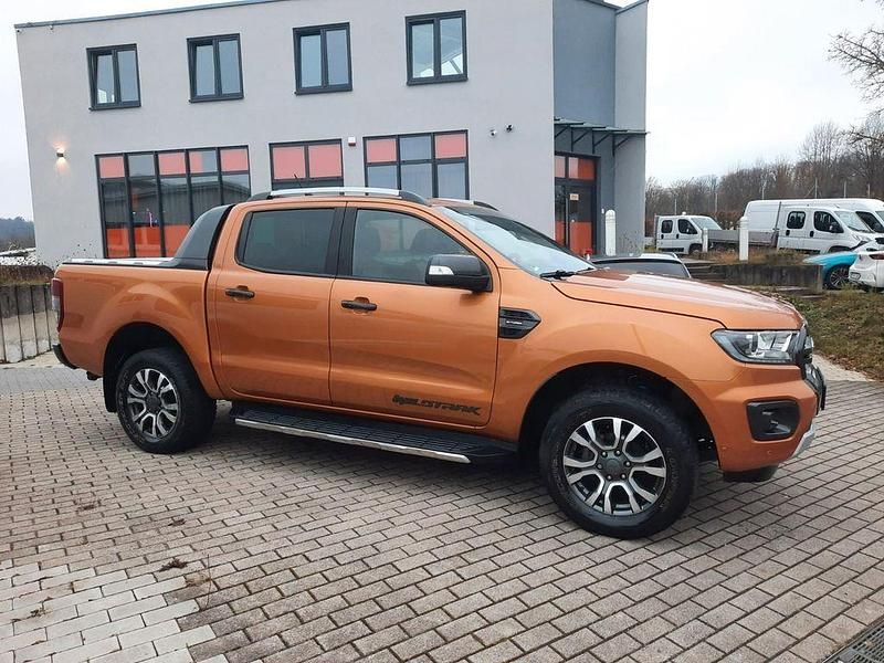 Gebraucht Ford Ranger Wildtrack 212 PS (155 kW) 2023 Orange Pickup