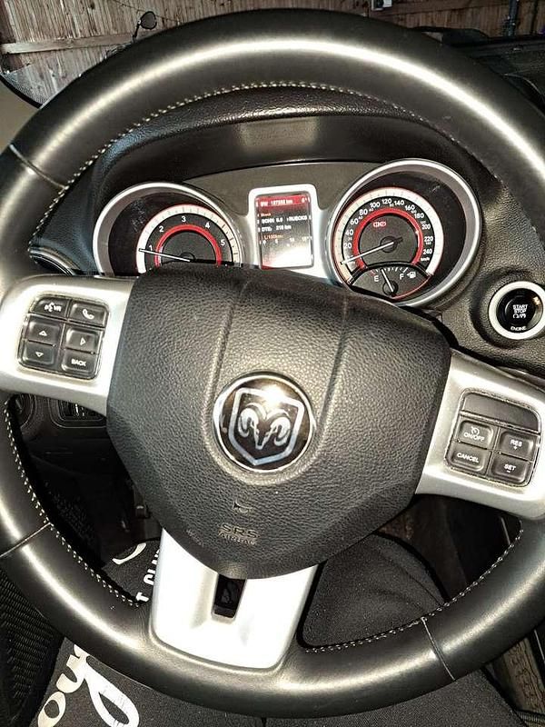 Gebraucht Fiat Freemont 170 PS (125 kW) 2015 Rot SUV