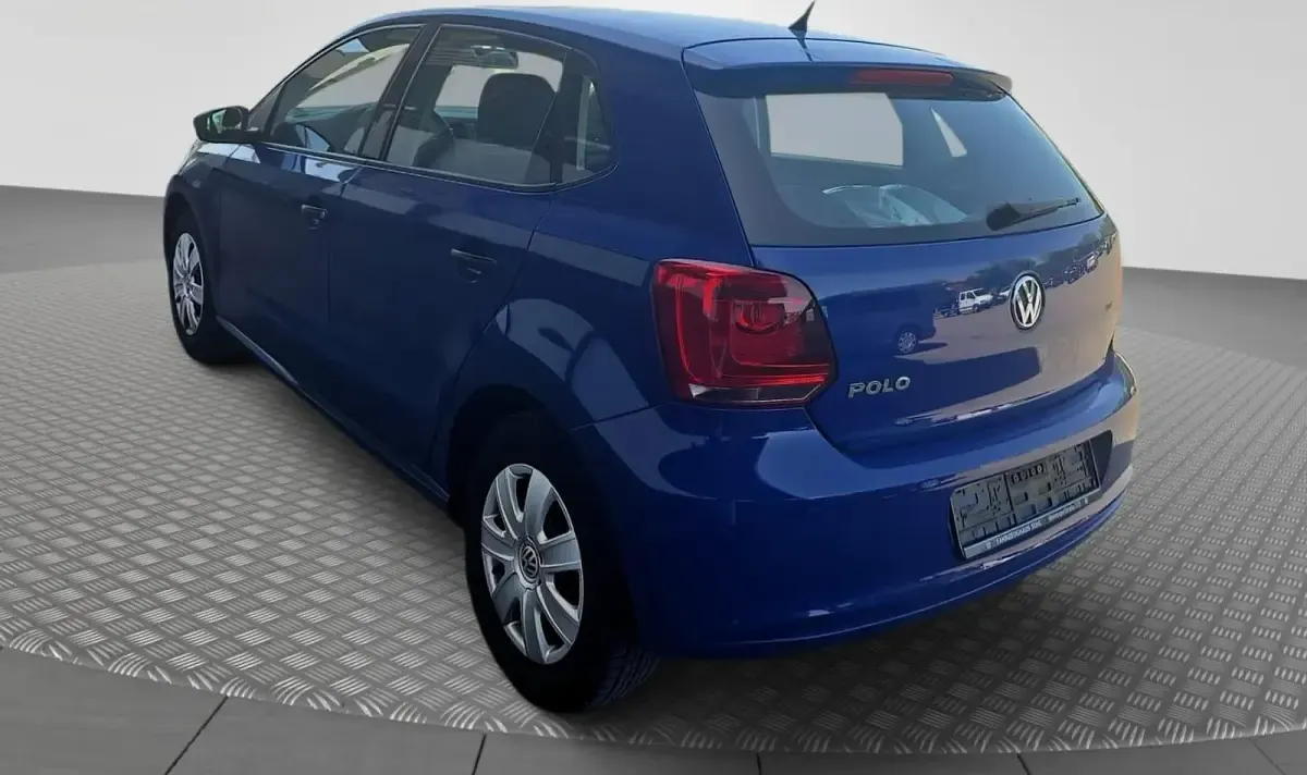Gebraucht VW Polo 60 PS (44 kW) 2013 Blau Kleinwagen