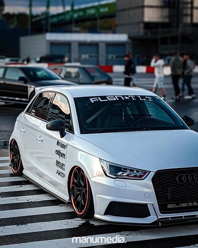 Gebraucht Audi S1 Design 300 PS (220 kW) 2017 Weiß Kleinwagen