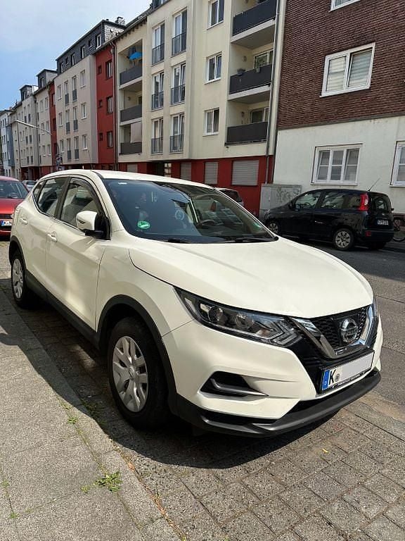 Weiß Gebraucht 2018 Nissan Qashqai Acenta SUV | 13.480 € (Guter Preis) - Bild 1/4