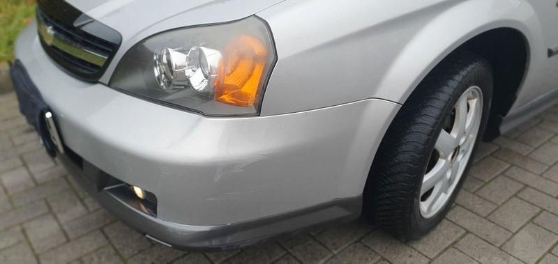 Gebraucht Chevrolet Evanda CDX 131 PS (96 kW) 2003 Silber Limousine