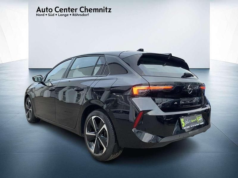 Gebraucht Opel Astra Edition 181 PS (133 kW) 2022 Diamant schwarz Limousine