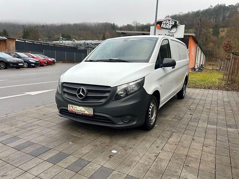 Weiß Gebraucht 2017 Mercedes Vito Van | 14.499 € (Guter Preis) - Bild 1/4