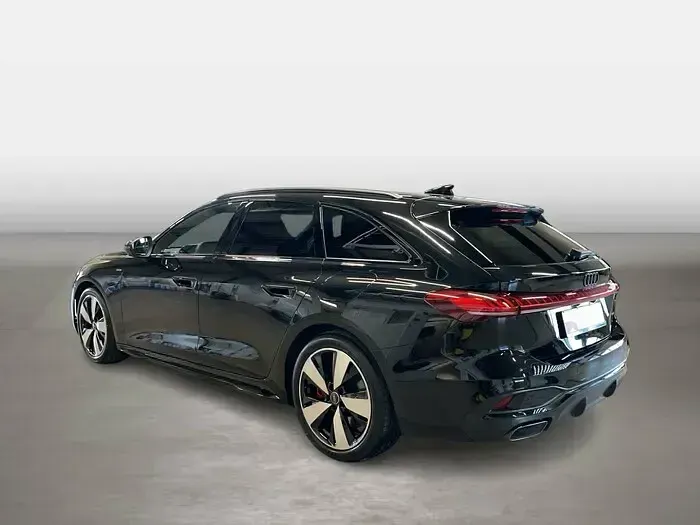 Gebraucht Audi A5 Edition .1 299 PS (219 kW) 2025 Mythosschwarz Kombi