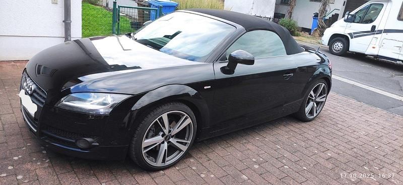 Schwarz Gebraucht 2009 Audi TT Roadster Cabrio | 12.000 € (Teuer) - Bild 1/4