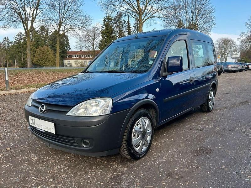 Gebraucht Opel Combo 94 PS (69 kW) 2009 Blau Van / Kleinbus