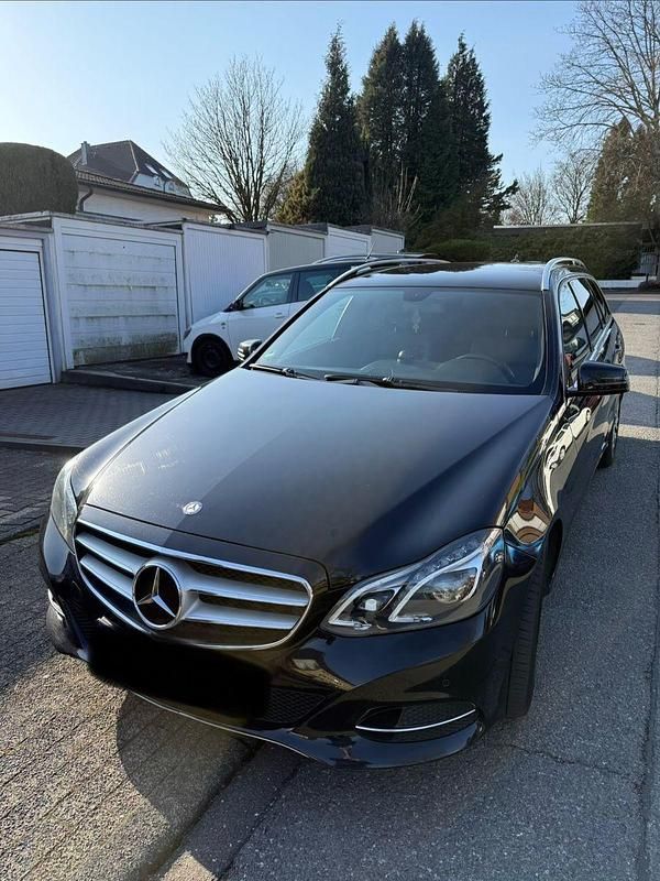 Gebraucht Mercedes E350 Avantgarde 252 PS (185 kW) 2013 Schwarz Kombi