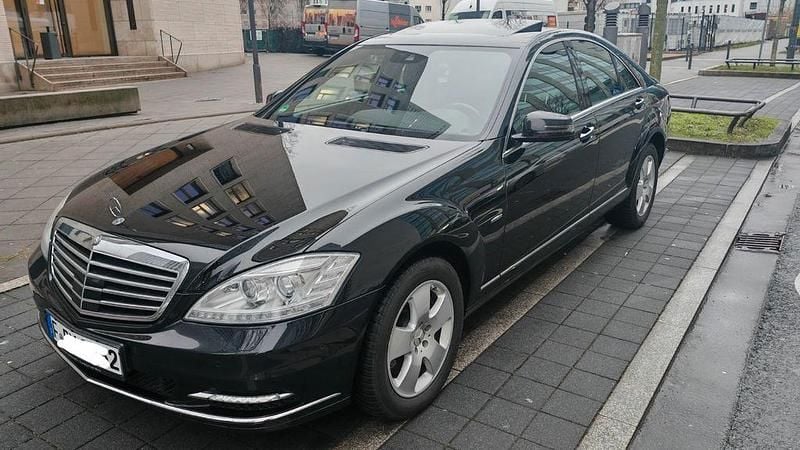Schwarz Gebraucht 2012 Mercedes S350 Limousine | 16.999 € (Fairer Preis) - Bild 1/4