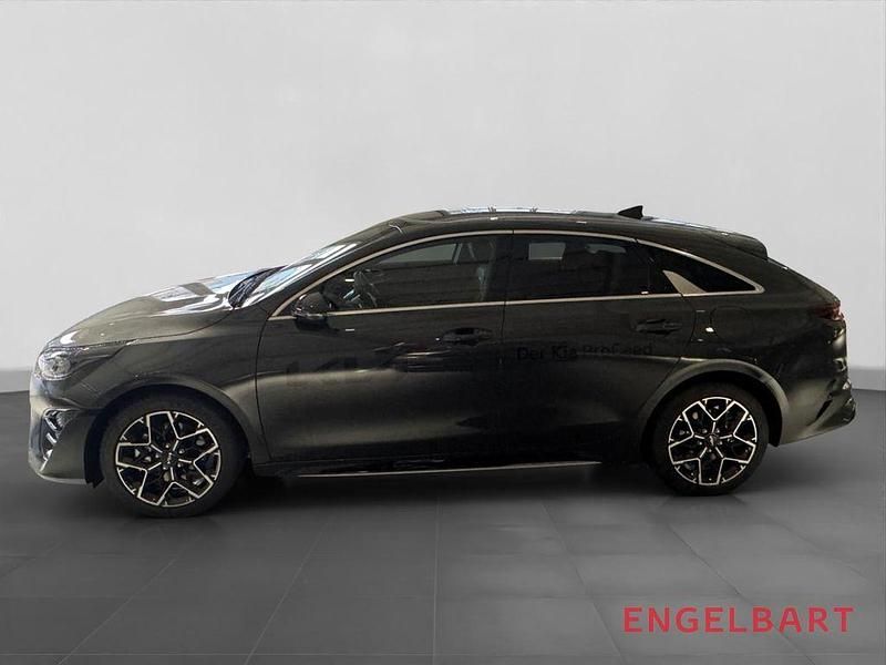 Gebraucht Kia ProCeed GT-Line 140 PS (102 kW) 2024 Pentametal (grau) Kleinwagen