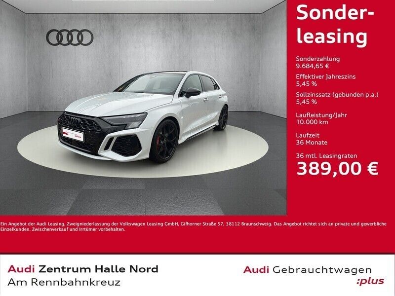 Weiß Gebraucht 2022 Audi RS3 Sportback Kleinwagen | 62.980 € - Bild 1/4