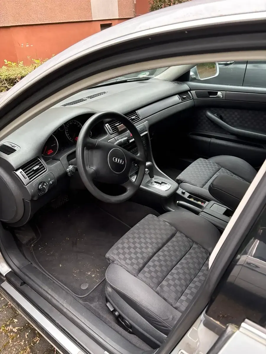 Brugt Audi A6 160 HK (117 kW) 2003 Sølv Sedan