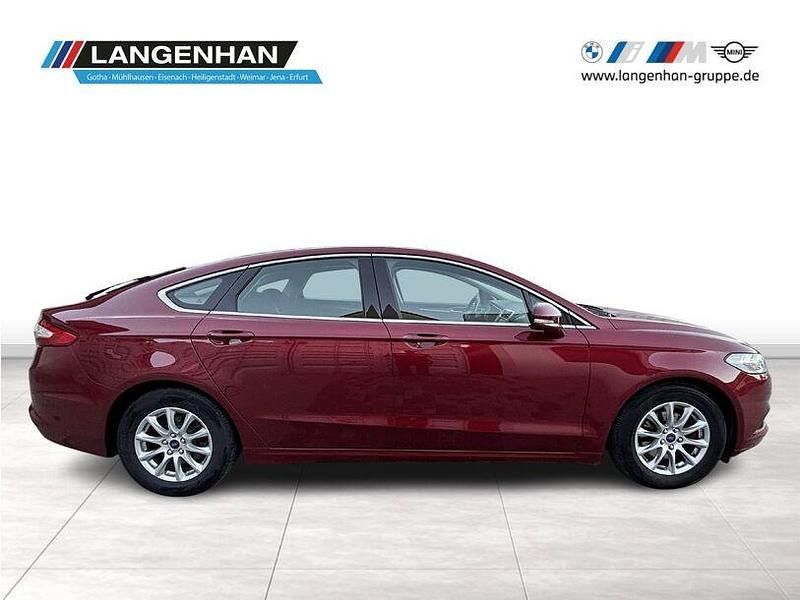 Gebraucht Ford Mondeo Business Edition 160 PS (117 kW) 2017 Rot Limousine