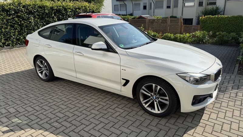 Weiß Gebraucht 2014 BMW 318 Gran Turismo Limousine | 14.500 € (Fairer Preis) - Bild 1/4