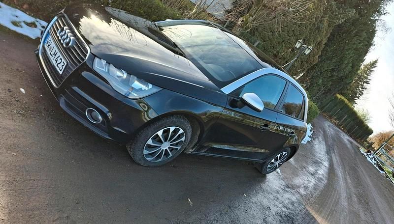 Second-hand Audi A1 105 CP (77 kW) 2013 Negru Hatchback
