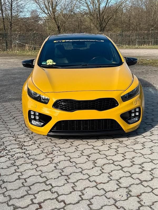 Gebraucht Kia Ceed GT GT 204 PS (150 kW) 2016 Gelb Coupé