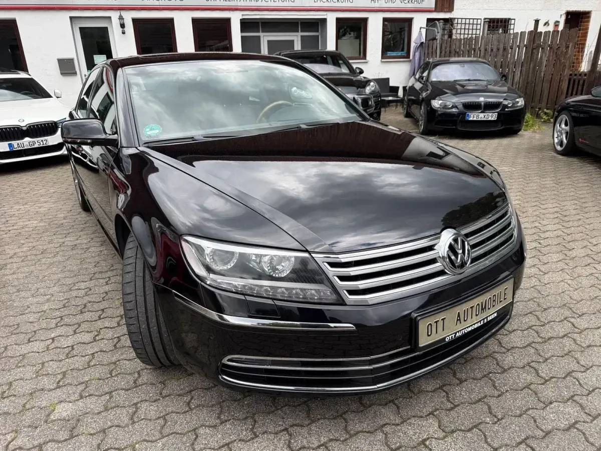 Gebraucht VW Phaeton 245 PS (180 kW) 2015 Schwarz Limousine
