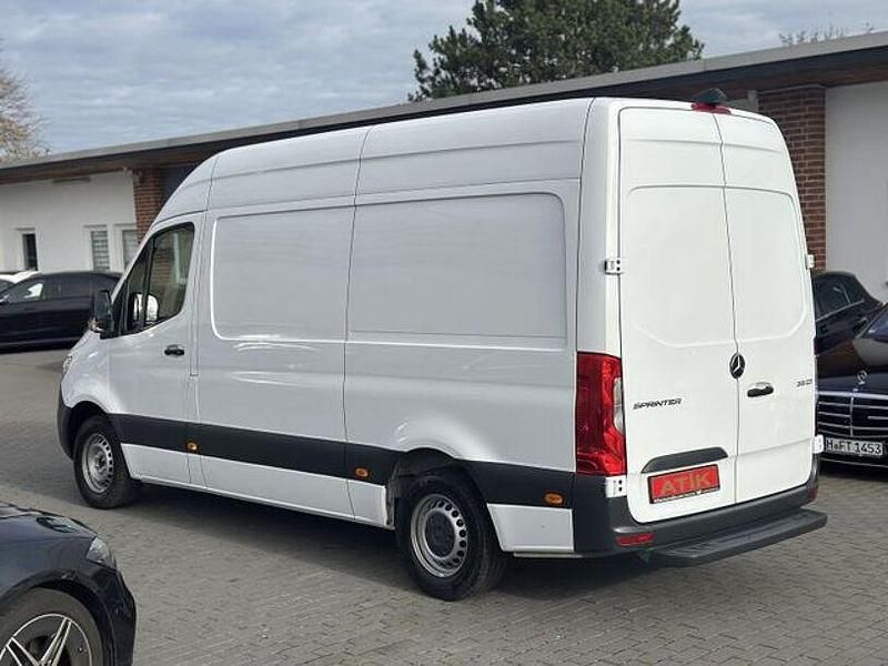 Gebraucht Mercedes Sprinter 110 PS (80 kW) 2023 Andere Van