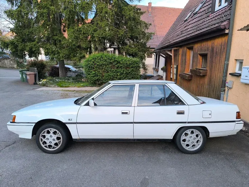 Gebraucht Mitsubishi Galant 75 PS (55 kW) 1987 Weiß Limousine