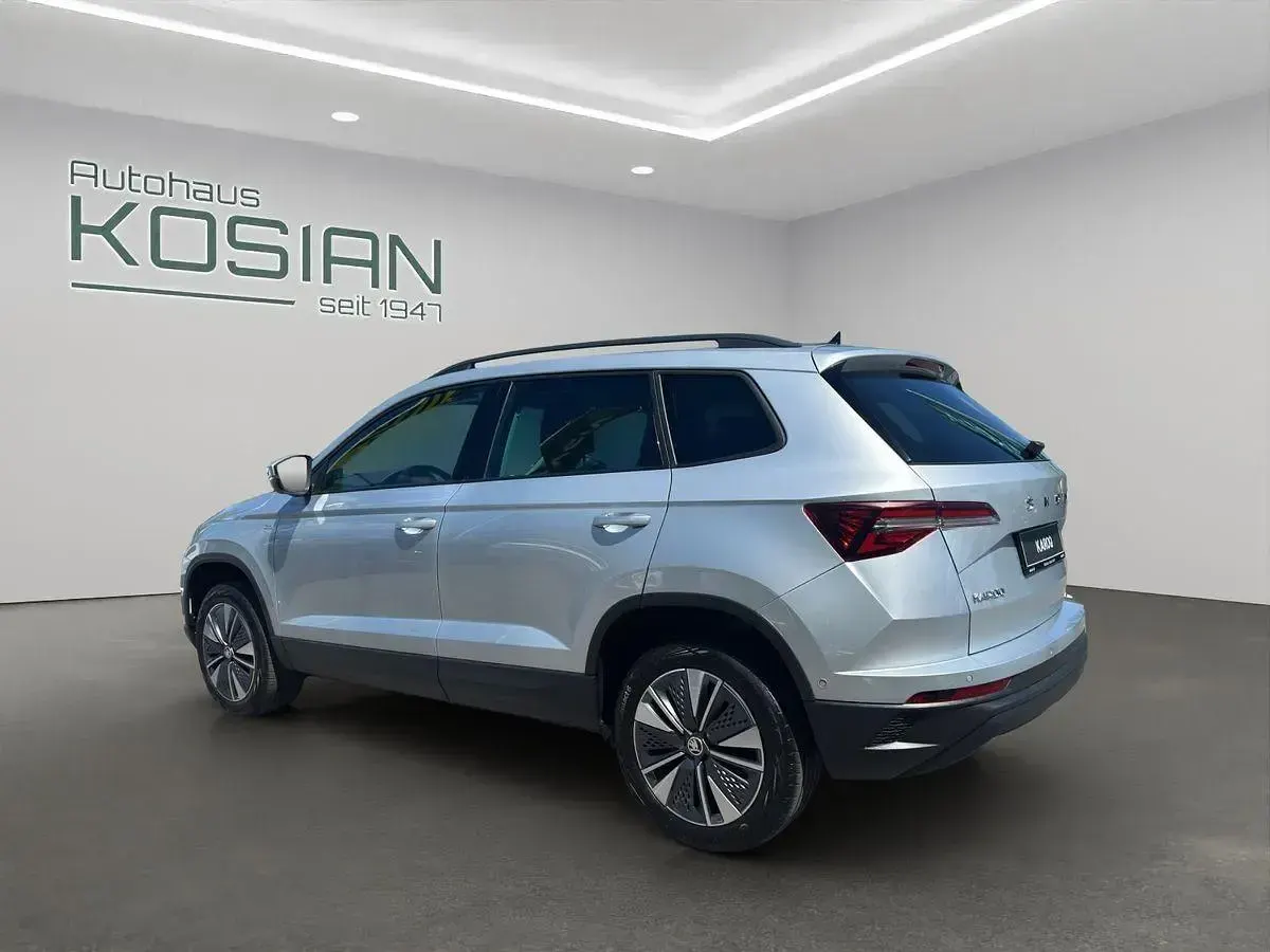 Gebraucht Skoda Karoq Tour 116 PS (85 kW) 2023 Silber SUV