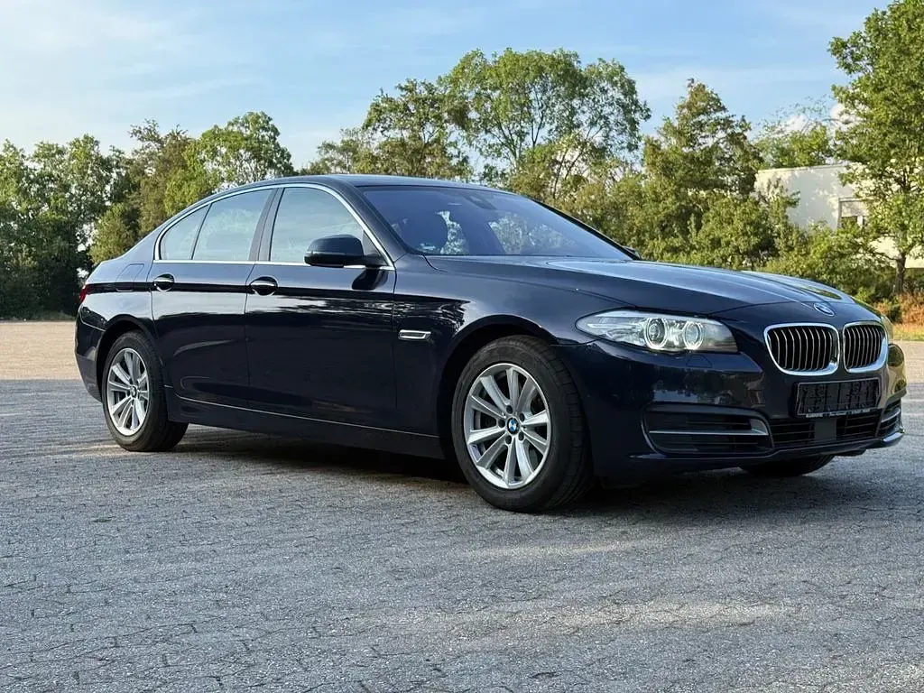 Gebraucht BMW 525 218 PS (160 kW) 2016 Blau Limousine