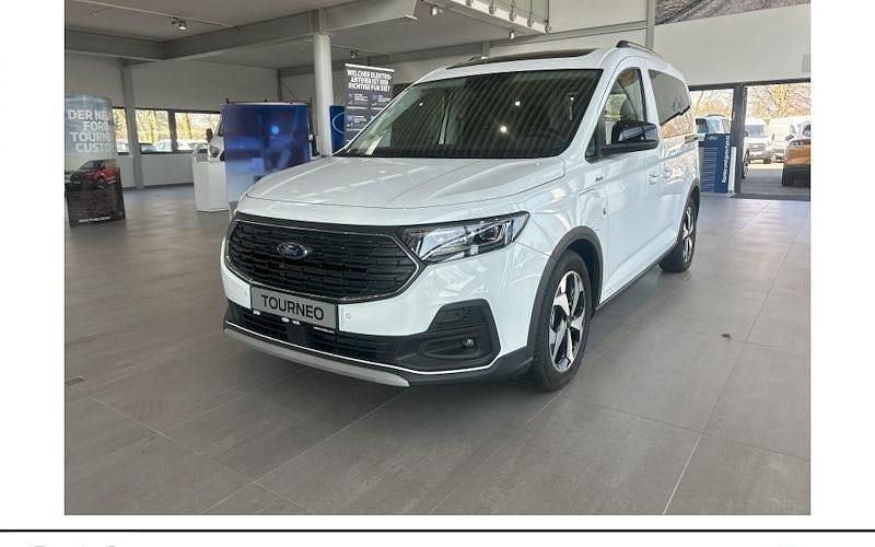 Neu Ford Tourneo Active 150 PS (110 kW) 2025 Frozen white Van / Kleinbus