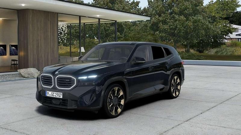 Neu BMW XM Performance 476 PS (350 kW) 2026 M carbonschwarz metallic SUV