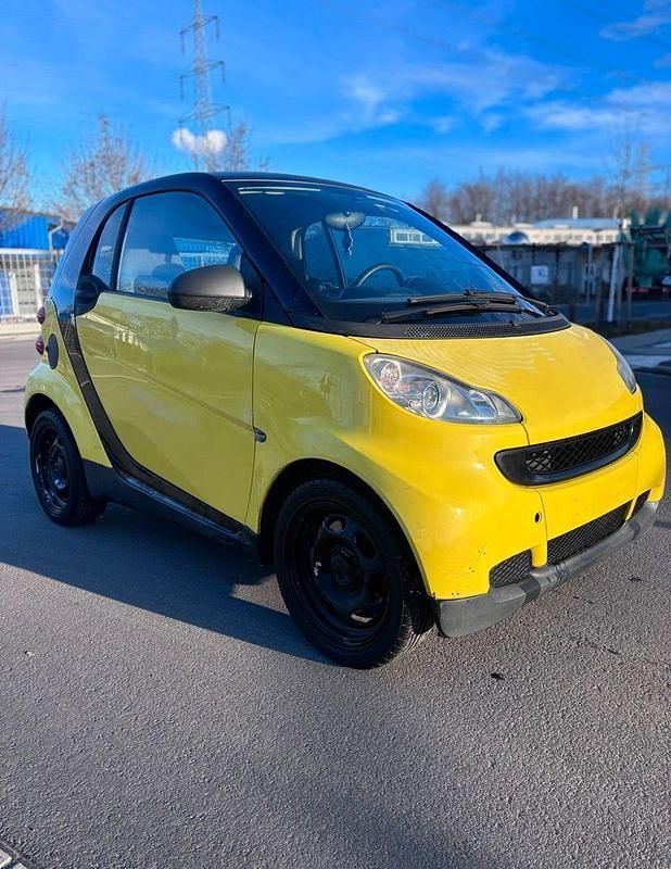 Gebraucht Smart ForTwo Coupé Pure 61 PS (44 kW) 2008 Gelb Coupé
