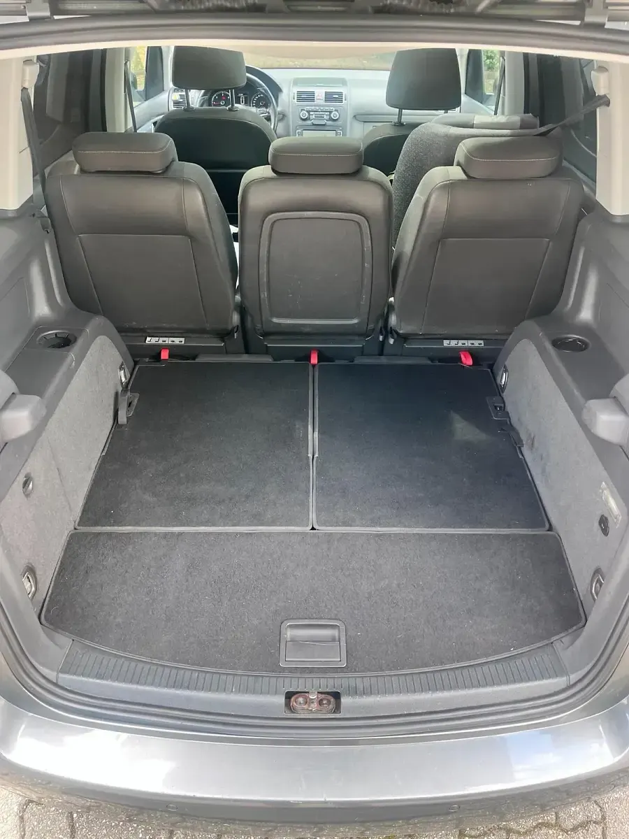 Gebraucht VW Touran 105 PS (77 kW) 2012 Grau Van / Kleinbus