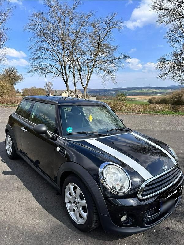 Gebraucht Mini ONE 75 PS (55 kW) 2011 Schwarz Kleinwagen